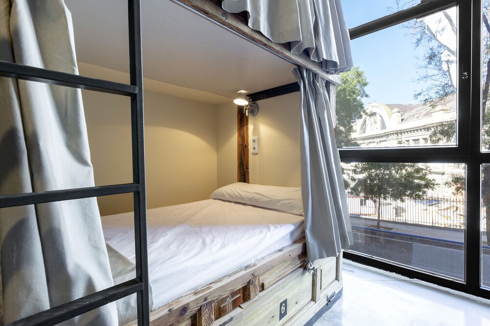 A&B Hostel Príncipe Pío Madrid hotel