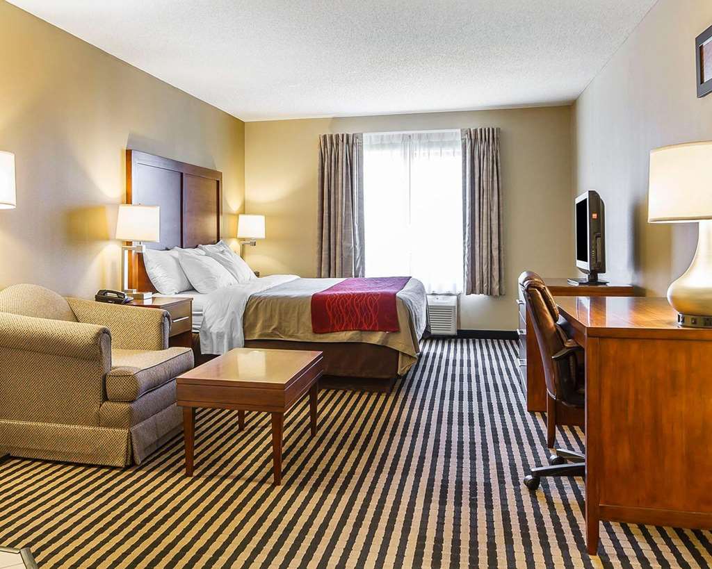 Comfort Inn Owatonna near Medical Center - photo 40