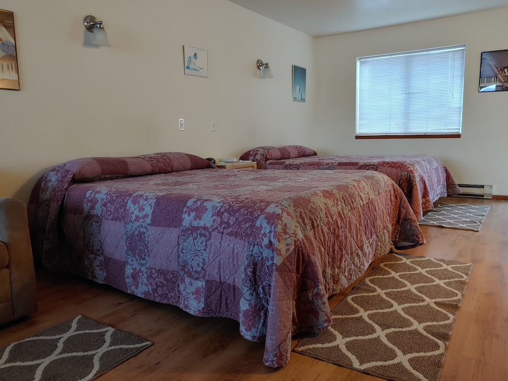 The Dublin House Motel - photo 3