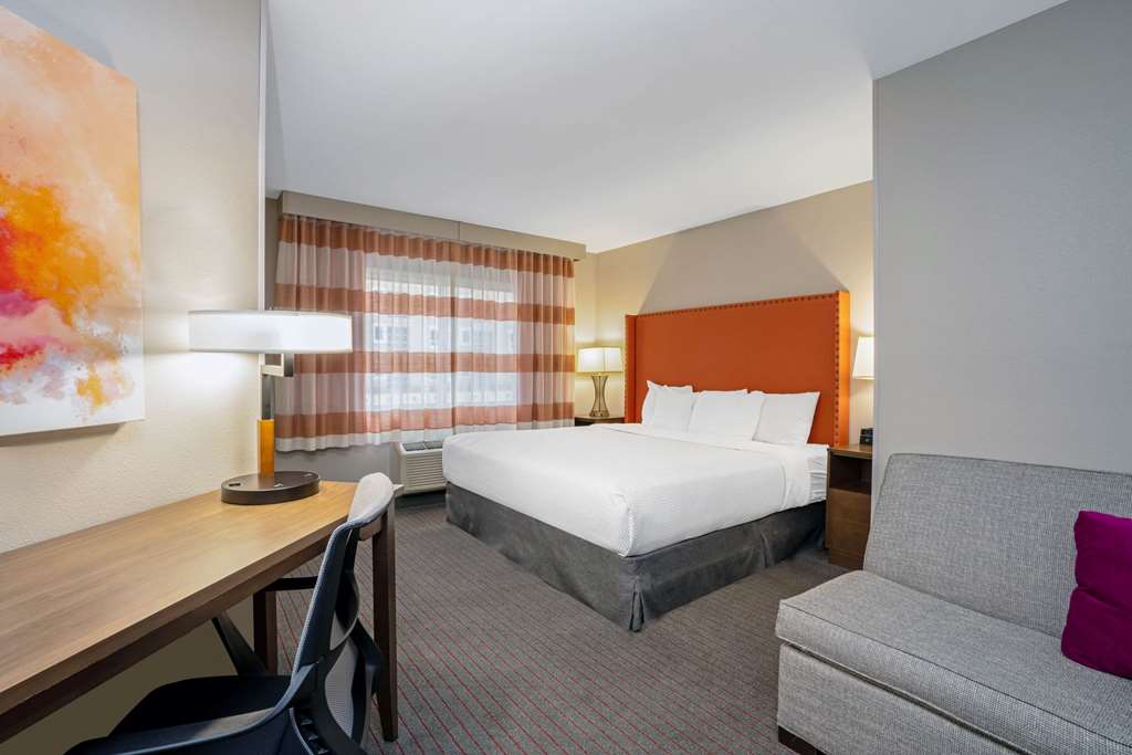 La Quinta Inn & Suites by Wyndham Seattle Federal Way - photo 7