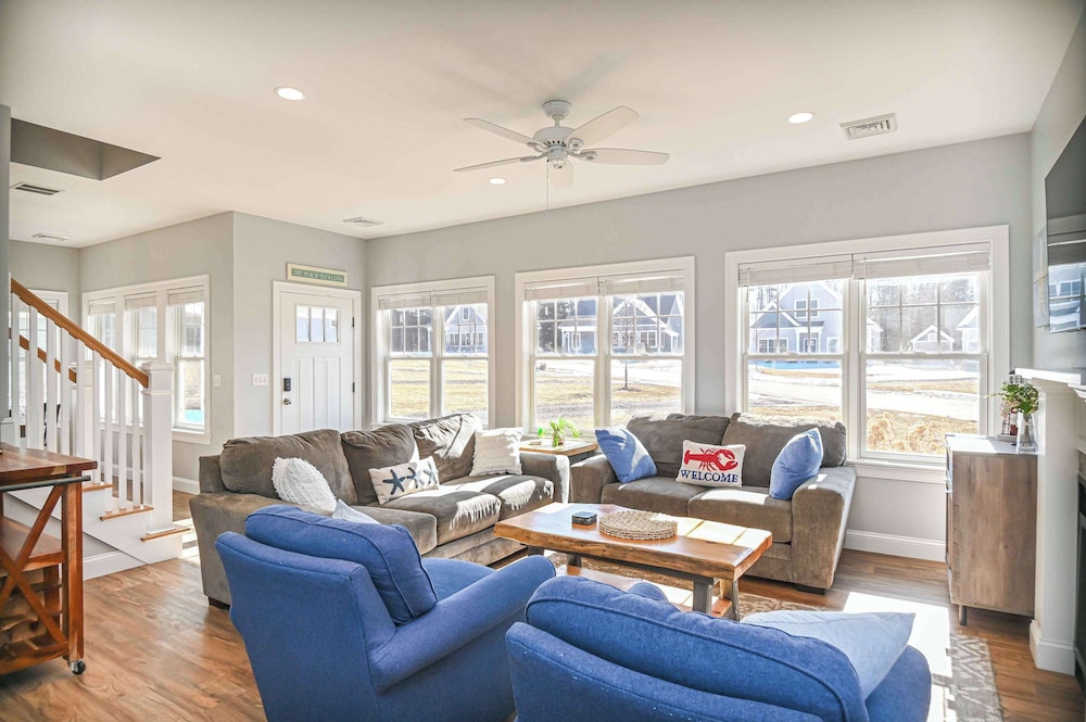 Maritime Meadows Charming Resort style Home - photo 18
