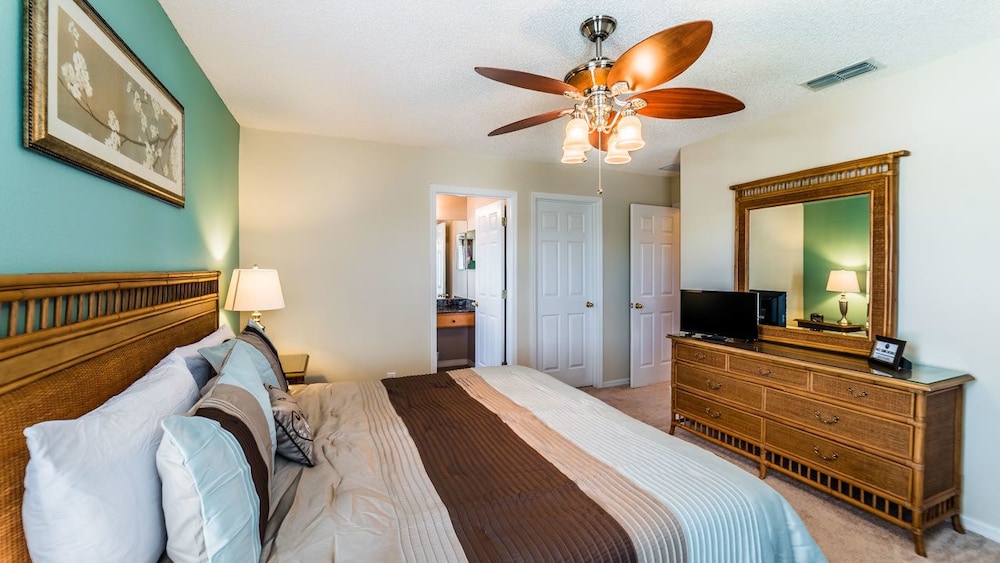 Grhlk2740 Emerald Island Resort 7 Bed 4 Baths House - photo 10