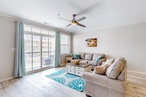 Sunset Island 37 Fountain 2D — 4-Star Luxury Hotel in Ocean City, United States