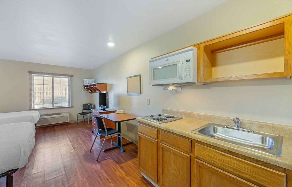 Extended Stay America Select Suites Cleveland Mentor - photo 18