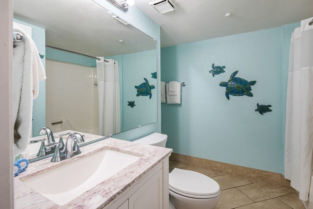Tortuga Suite at Sunrise Suites Resort Heated Pool Hot Tub & Free Parking - photo 20