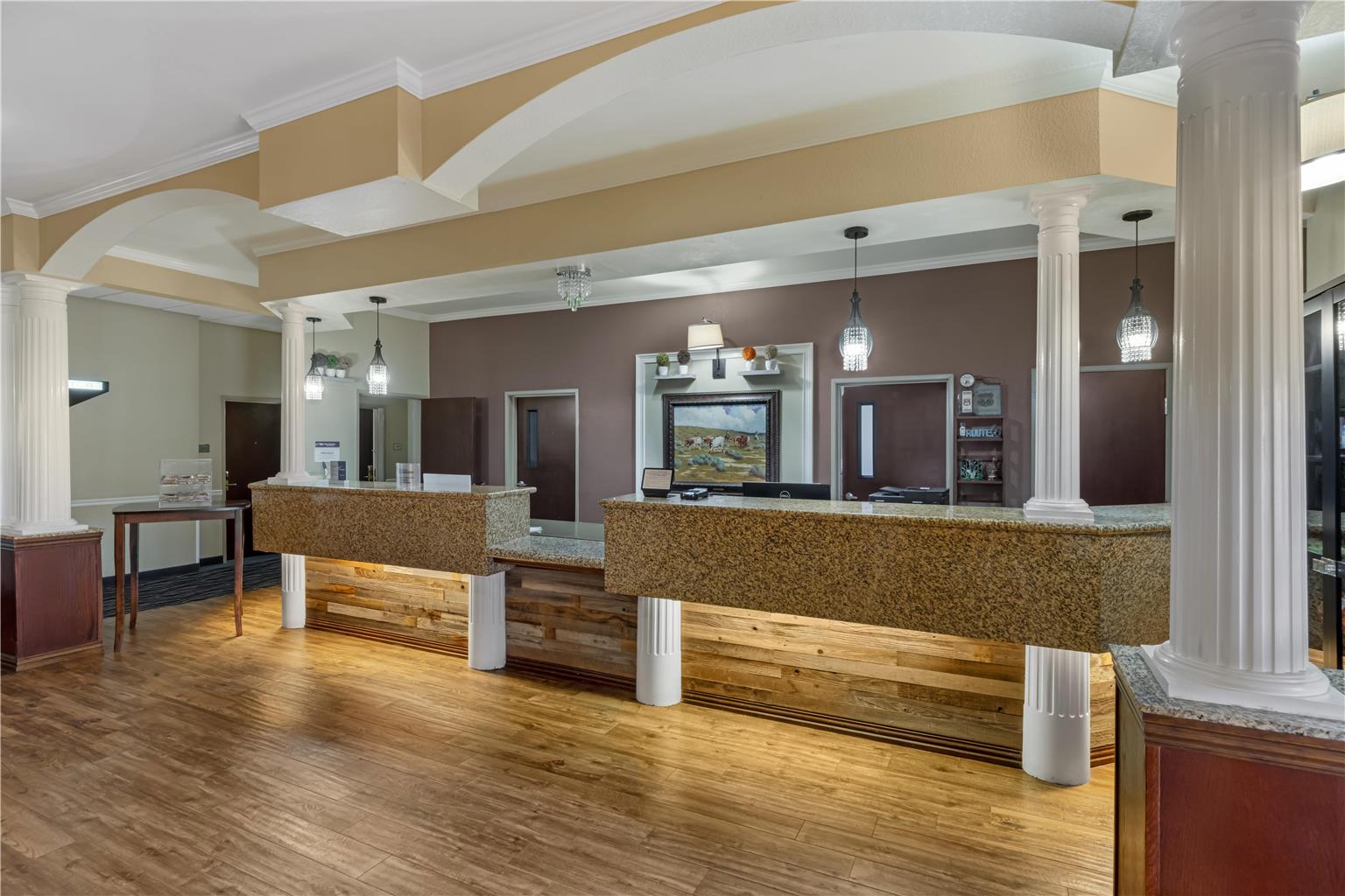 Best Western Plus Shamrock Inn & Suites - photo 2