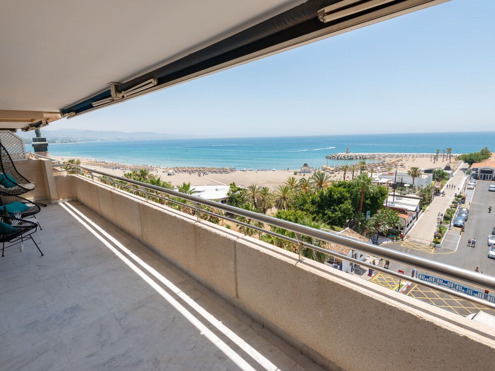 Puerto Banus Sea Front — Marbella