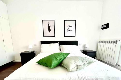 Luminoso trilocale Affori Centro — 4-Star Luxury Hotel in Milan, Italy