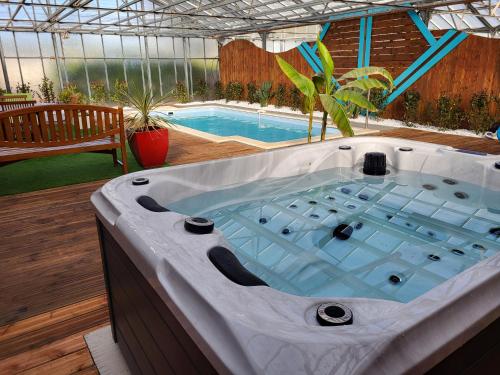 L'oasis Des Fleurs — hotel in Saint-Andre-De-Sangonis