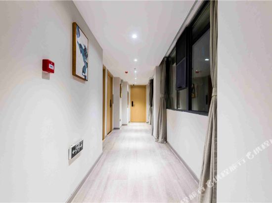 Yanwo Hotel - carbon neutral hotel in Wuhan
