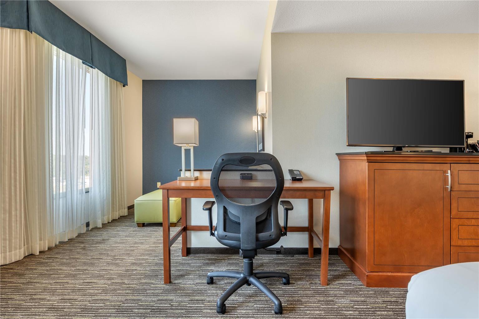 Drury Plaza Hotel Columbia East - photo 20