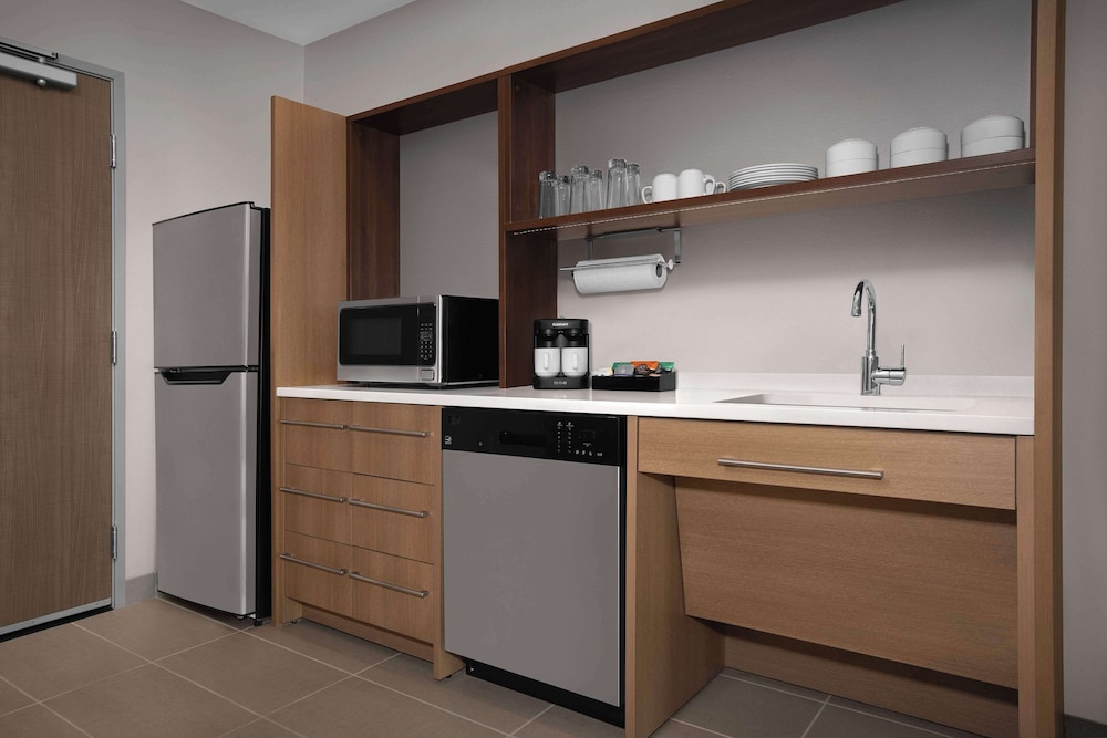 Home2 Suites by Hilton Phoenix North Happy Valley - photo 15