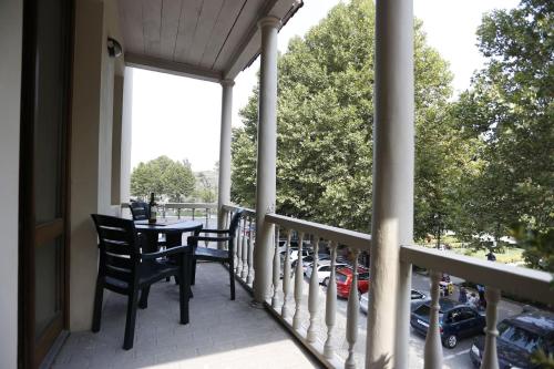 Proper Apartment Duplex Home