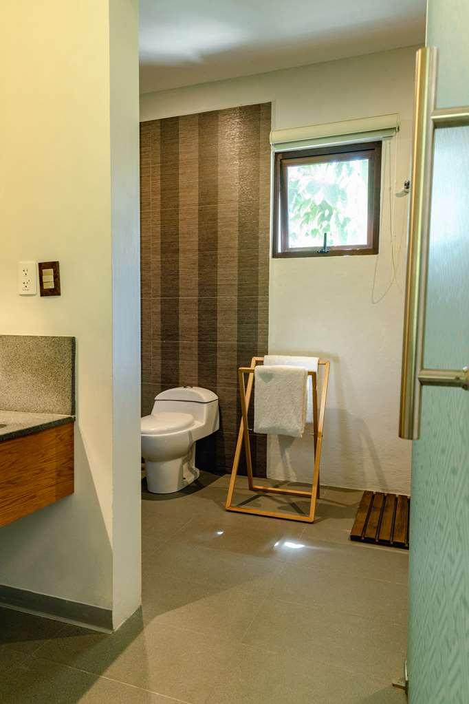 Double WC