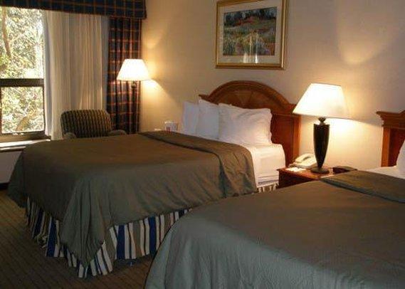 Clarion Inn — Saint Charles — photo 4