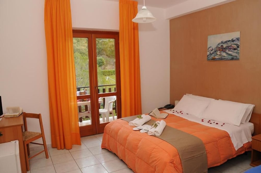 Kiris Hotel — Viggiano — photo 5