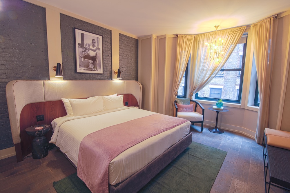 The Evelyn Hotel - photo 7