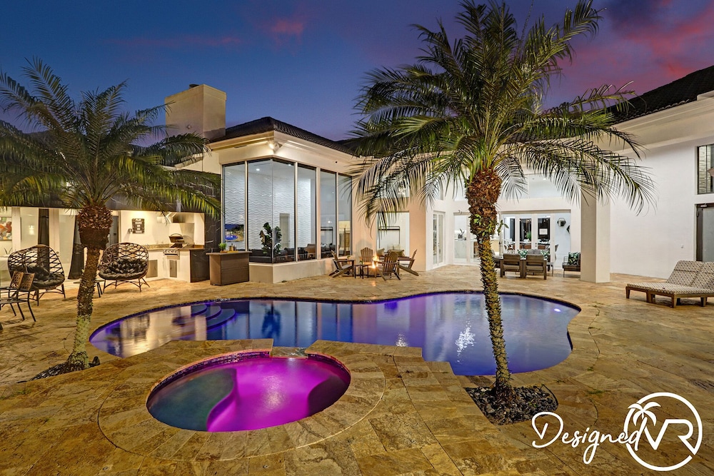 Sophia's Compound resort w heated pool - photo 27