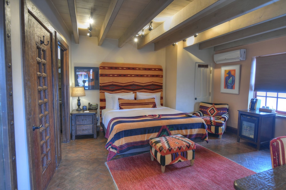 The Inn at Vanessie - photo 36