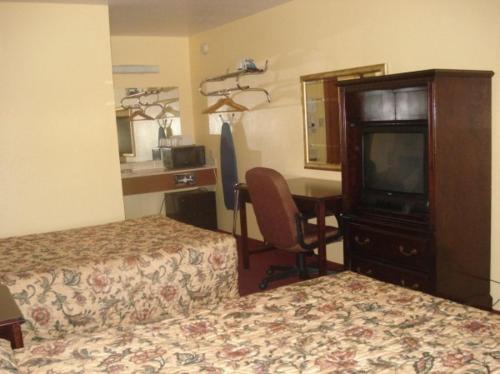 Southern Nights Motel - photo 4