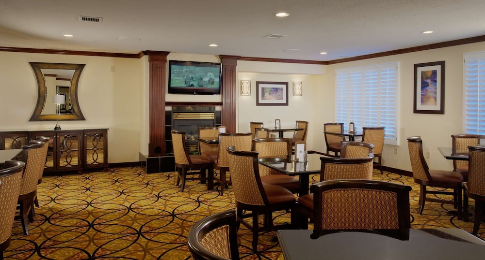 Hampton Inn & Suites Salt Lake City Airport - photo 47