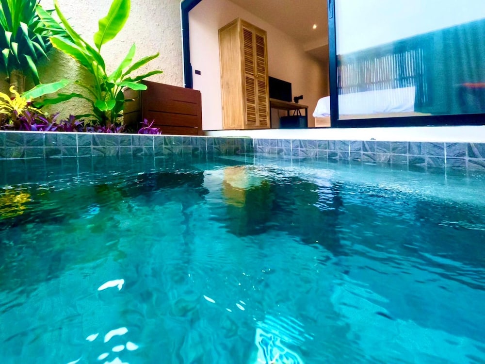 R resident resort in Phetchaburi, Thailand