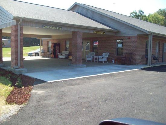 American’s Inn in Fulton, United States