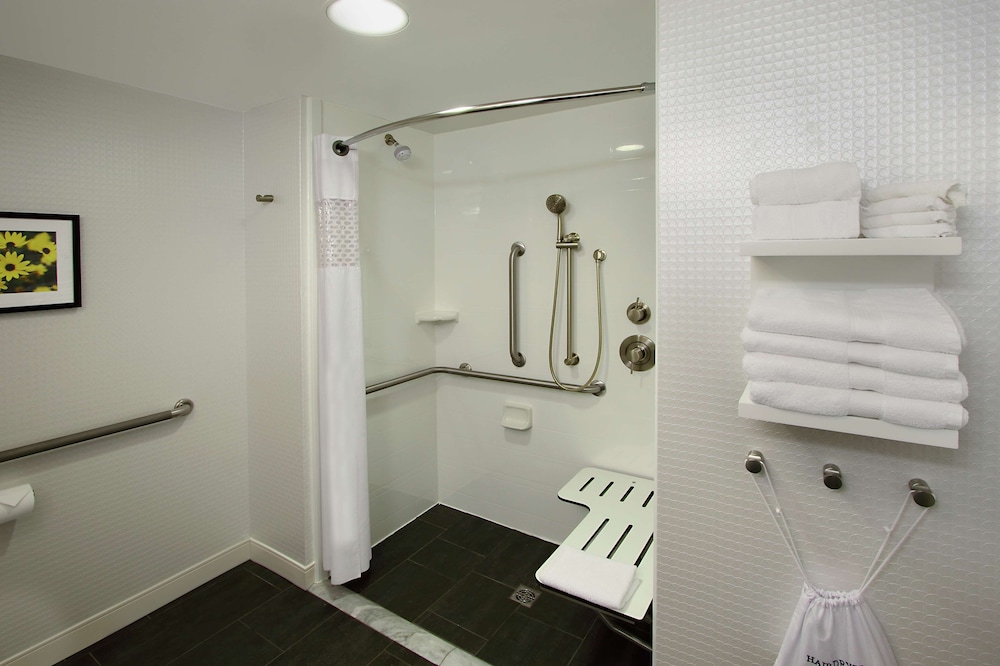 Hampton Inn Hagerstown I 81 - photo 30