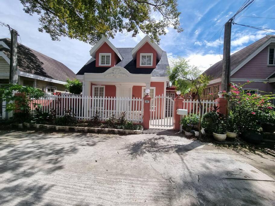 #30 Bel Air House by Red Door House Rental — 4-Star Luxury Hotel in Santa Rosa, Philippines