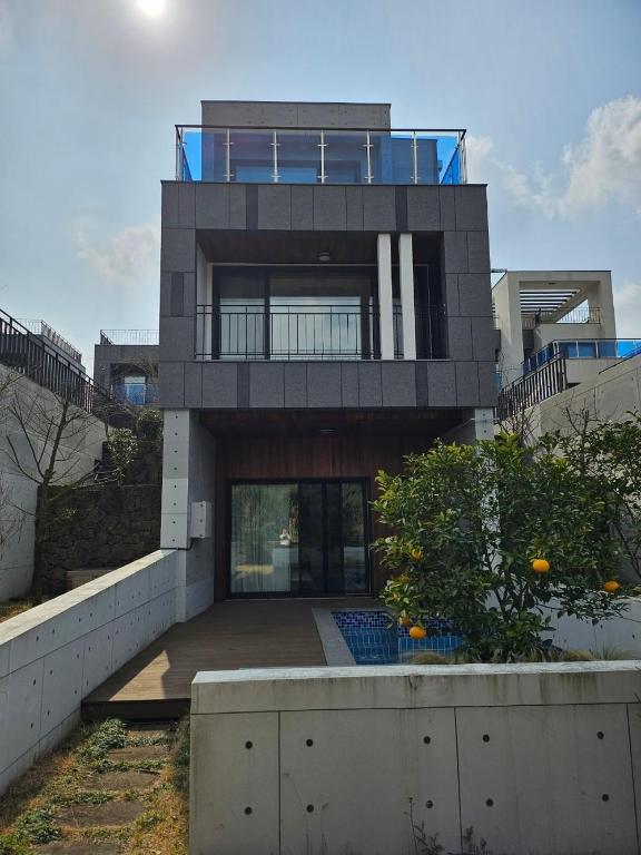 Angel with Honeybee Kids in Jeju City, South Korea