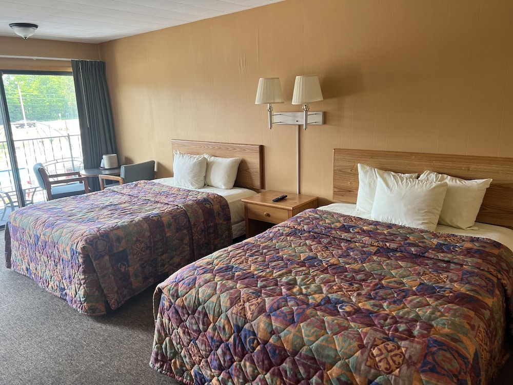 All Star Inn & Suites - photo 127