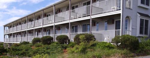 Horizons Beach Resort in Truro, United States