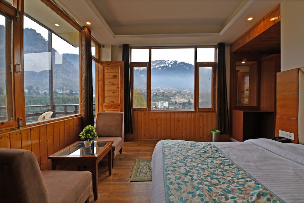 Lotus Inn Rohtang View