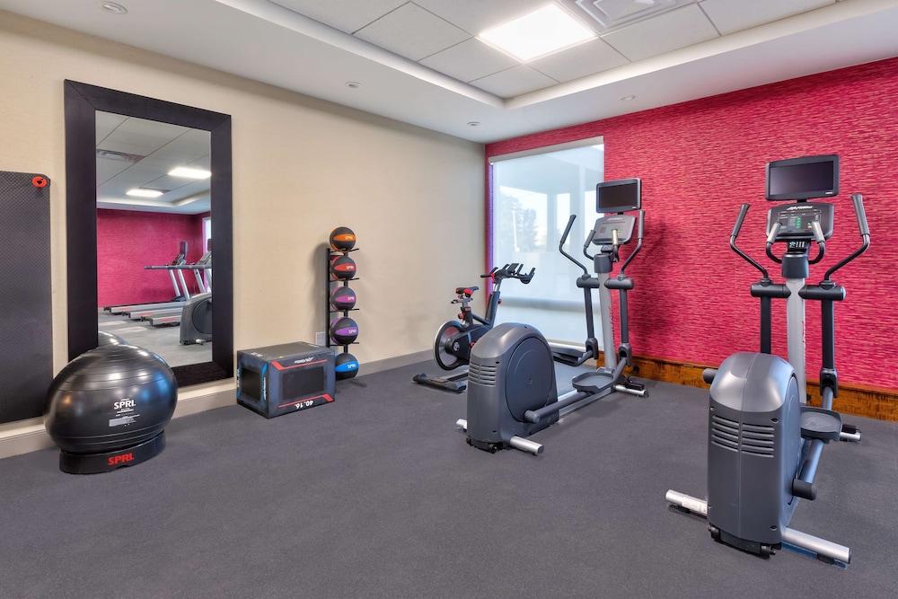 Home2 Suites by Hilton Saginaw MI - photo 29