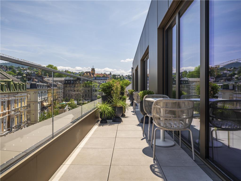 ICONS EHBB rooms Junior Suite