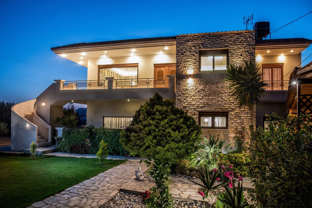 Callista Luxury Residences in Ierapetra, Greece