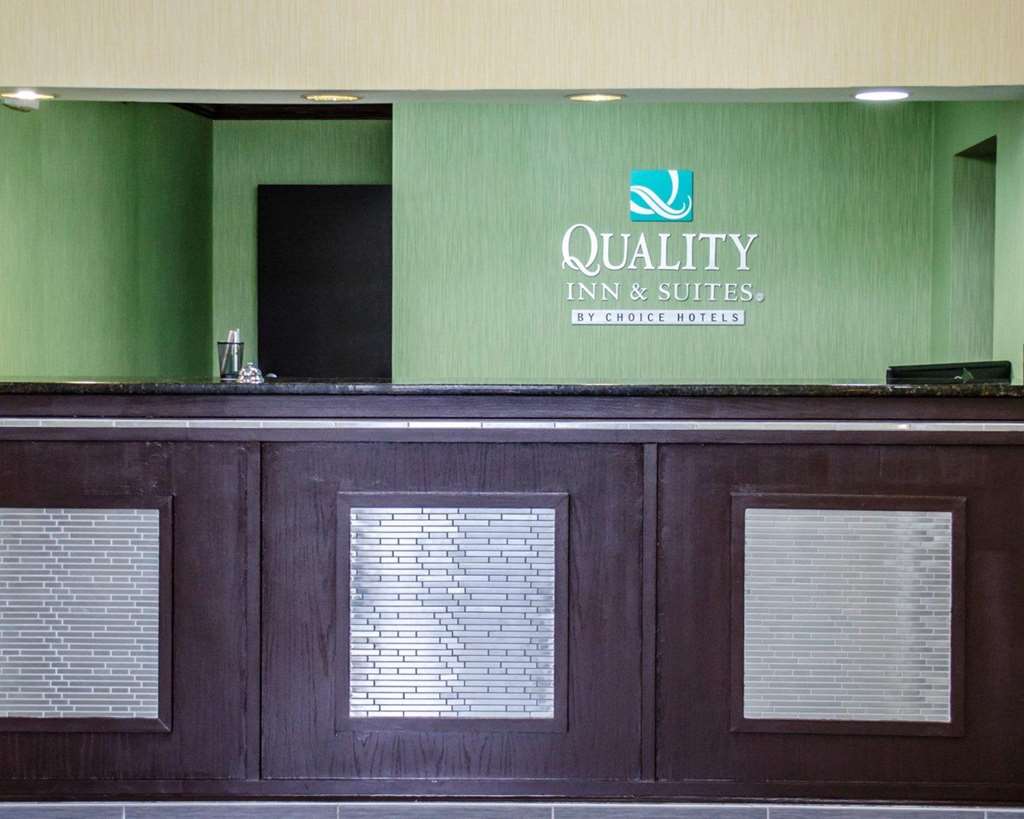 Quality Inn & Suites Medina Akron West - photo 4