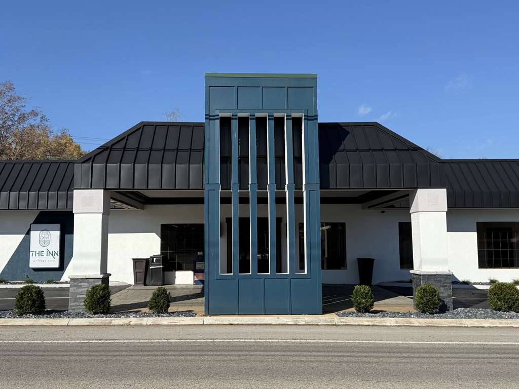 The Inn At Tree City BW Signature Collection - carbon neutral hotel in Mcminnville
