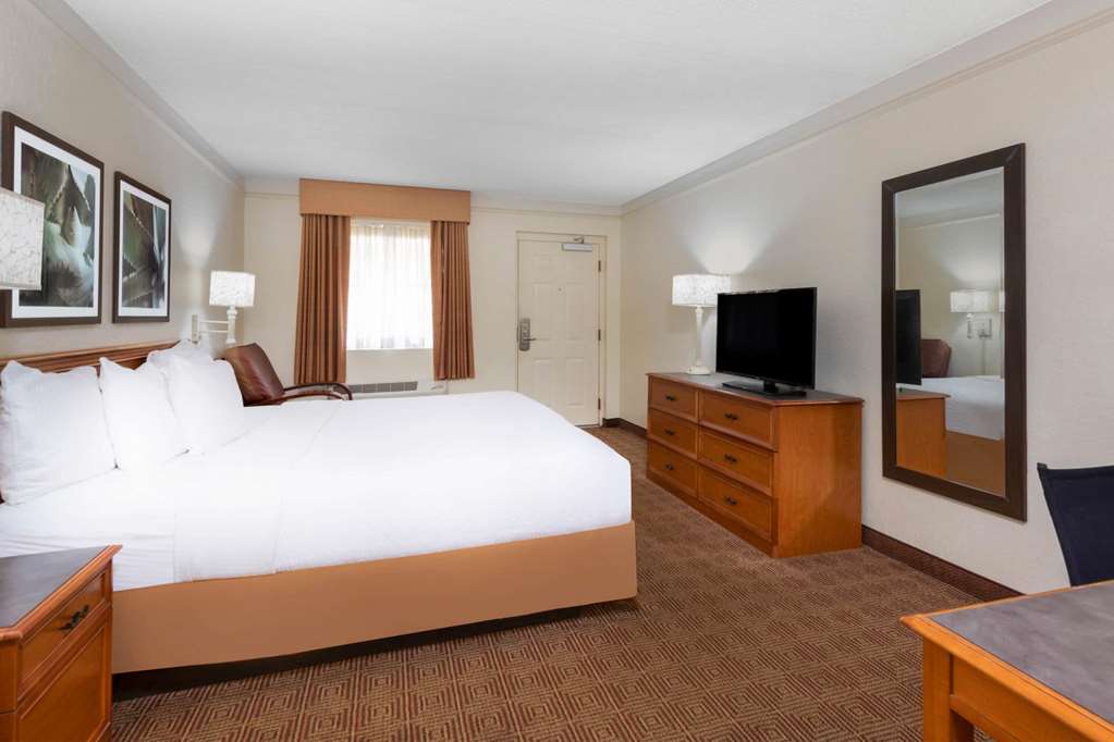 La Quinta East Deerfield Beach Boca Raton - photo 34