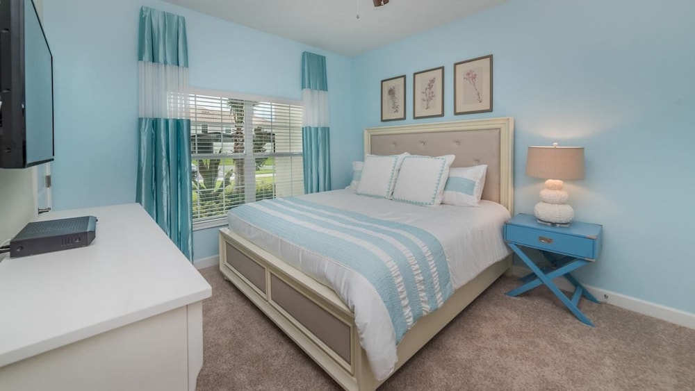 Grhdog9037 Champions Gate Resort 4 Bed 3 Baths Townhouse - photo 5