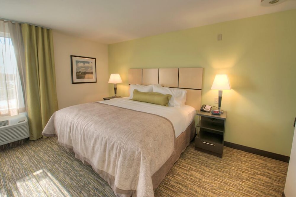 Candlewood Suites Sioux City Southern Hills by IHG - photo 15