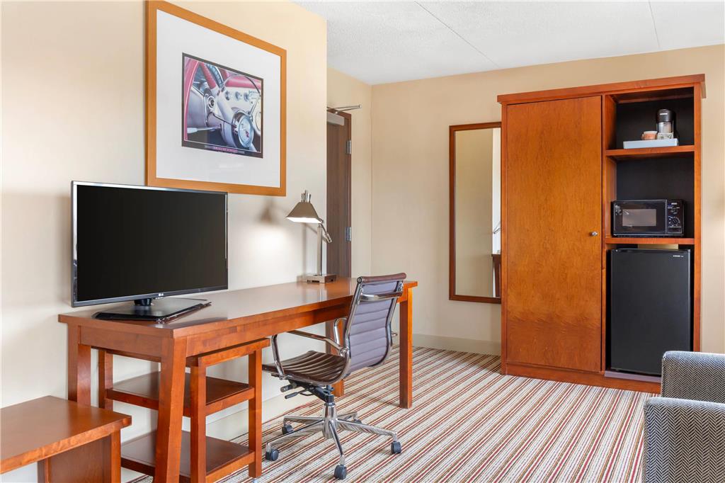 Radisson Hotel Detroit Metro Airport - photo 31