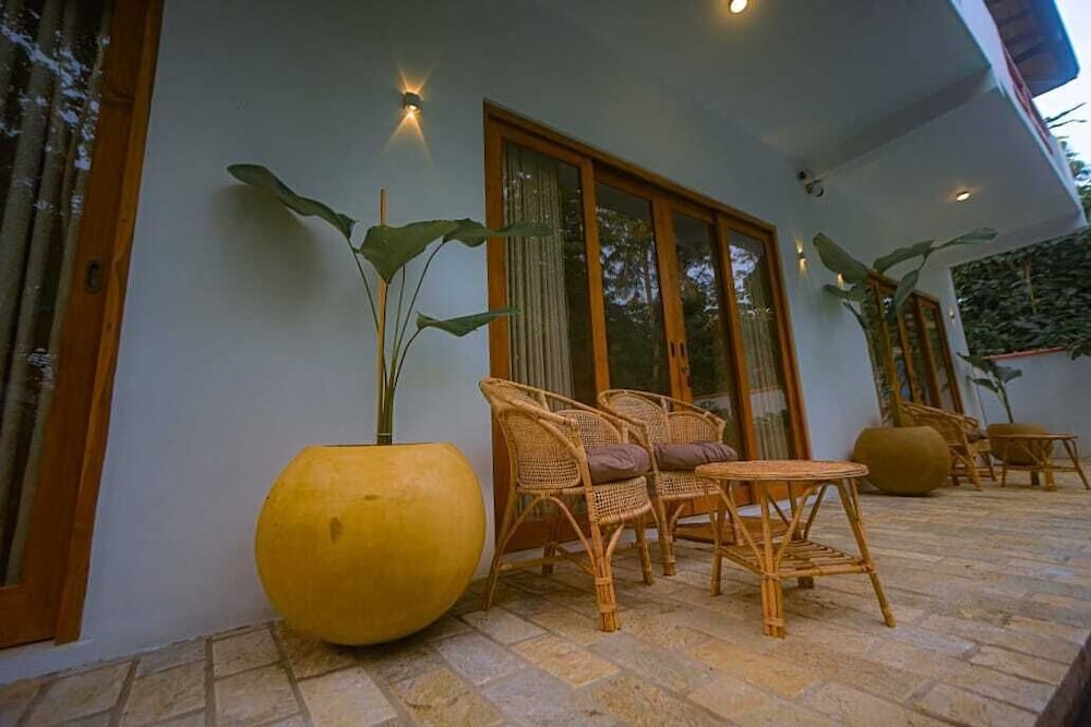 Cozy Beach Talalla in Tangalle, Sri Lanka