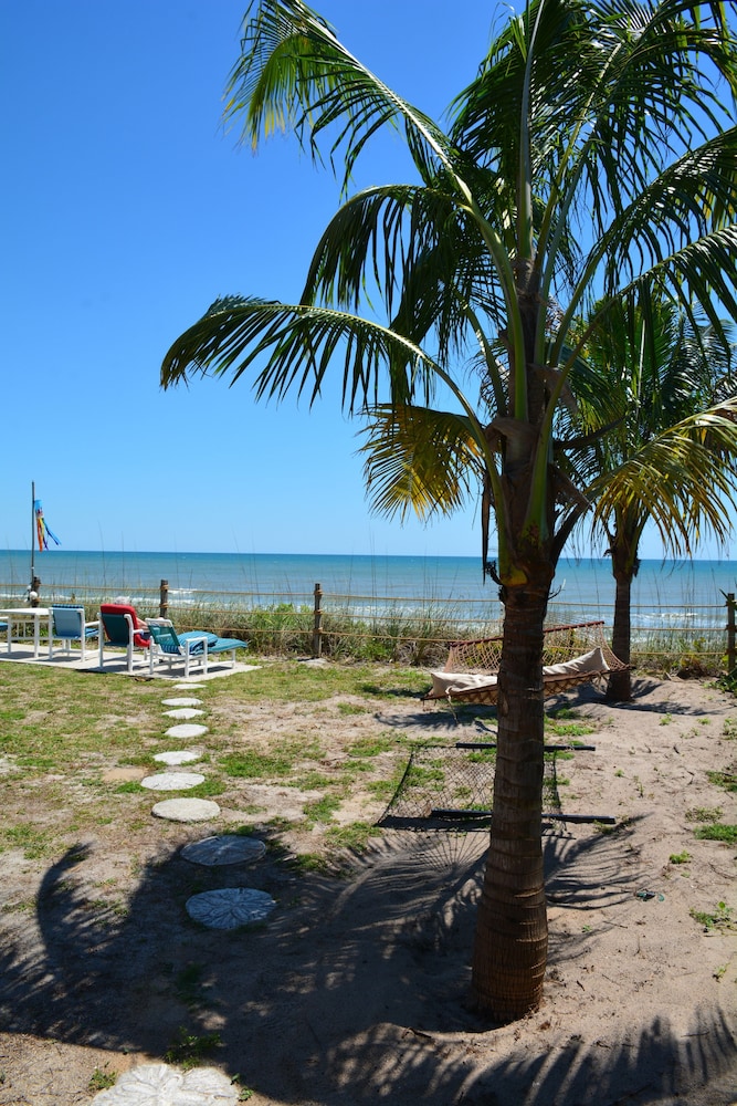 Sea Scape Oceanfront Motel - photo 33