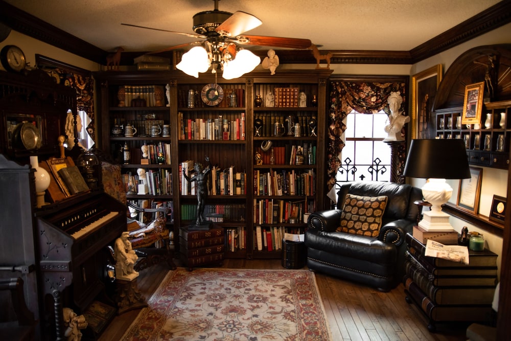 Williamsburg Sampler B & B - featured photo