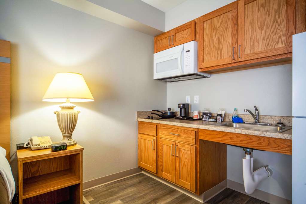 Suburban Studios I 80 Grand Island - photo 11