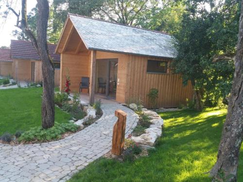 Feriengarten mit Schlafhäusern - last minute hotel in Burgsalach