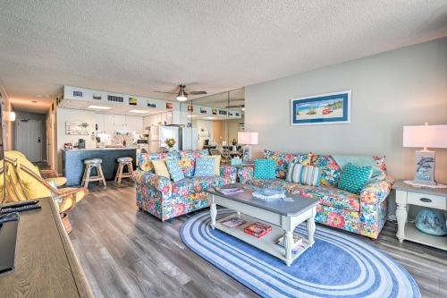 Oceanfront Oasis with Deck and Resort Beach Access — 4-Star Luxury Hotel in Myrtle Beach, United States