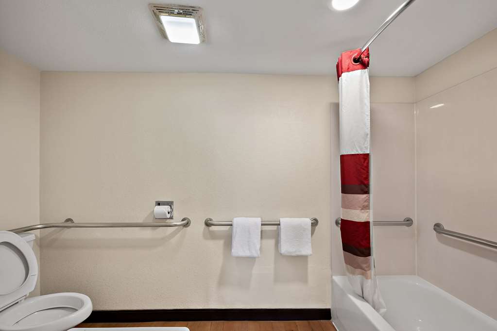 Suburban Studios Peoria - photo 16