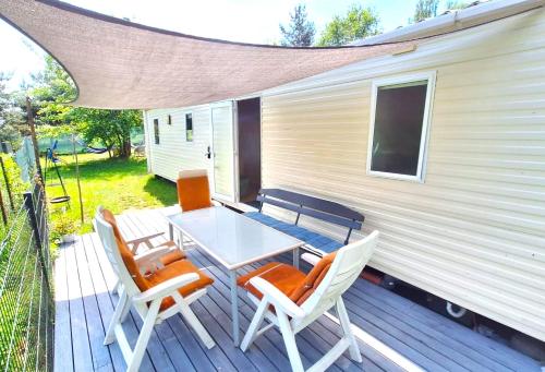 Kraina Jezior in Unknown City, Poland